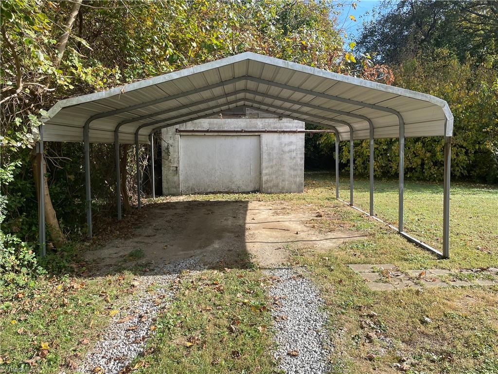 1109 Adams Street High Point, NC 27262 - Photo 7 of 18 Gallery Image 7