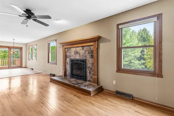 $449,900 | 6990 Skyview Trail, Roscoe, IL 61073