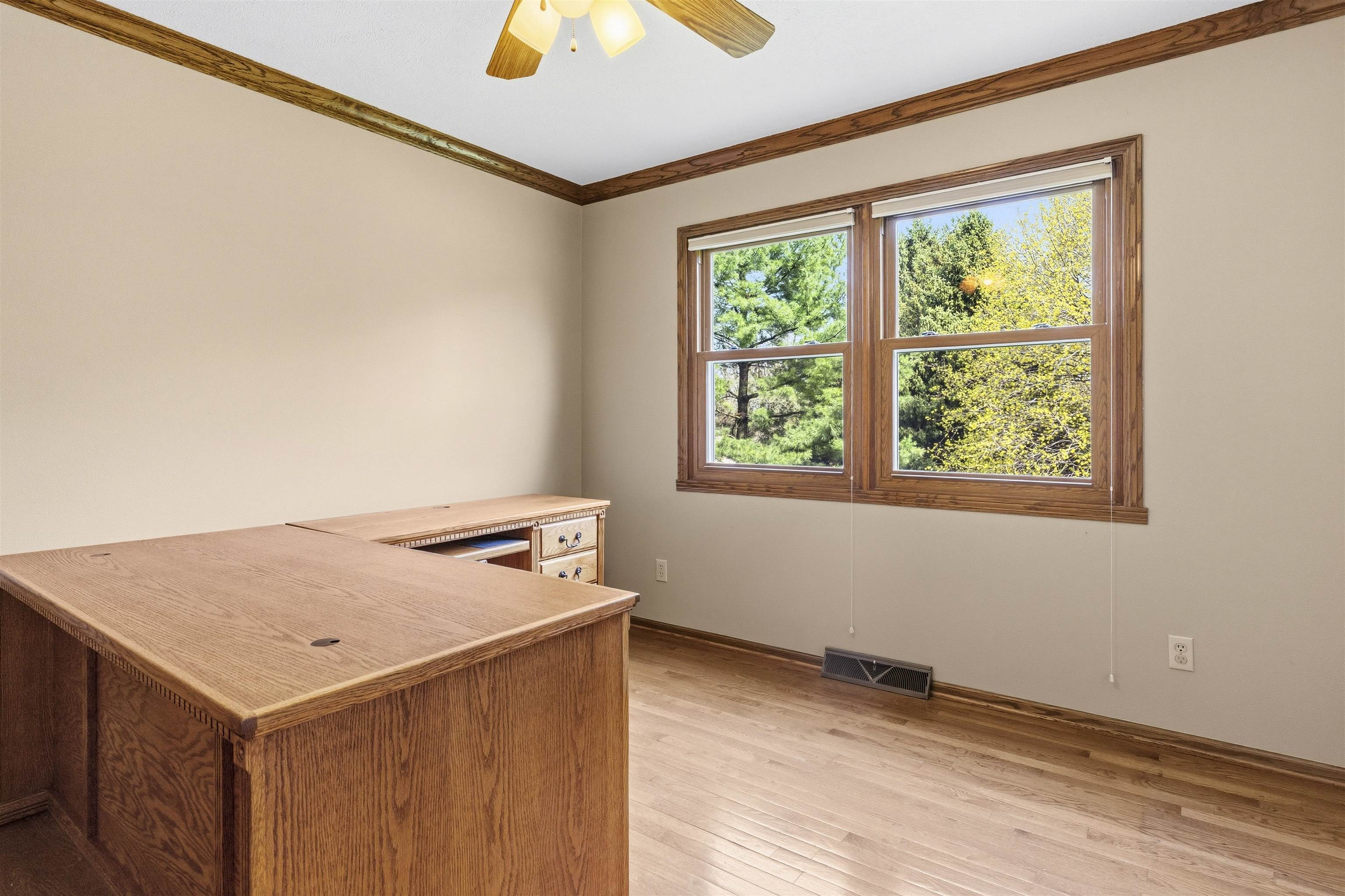 6990 Skyview Trail Roscoe, IL 61073 - Photo 18 of 43 an empty room with windows