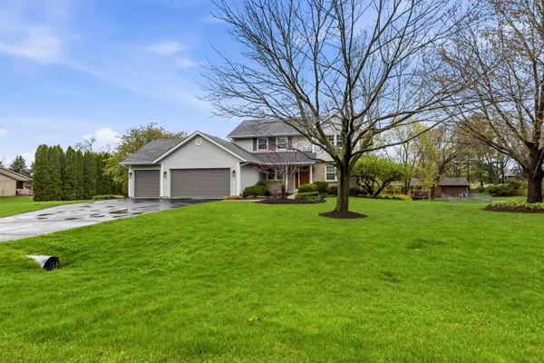 $449,900 | 6990 Skyview Trail, Roscoe, IL 61073