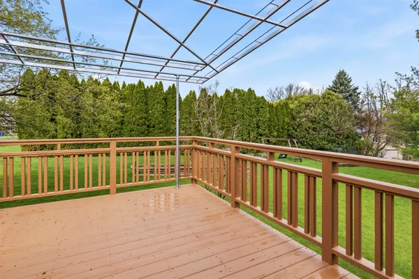 $449,900 | 6990 Skyview Trail, Roscoe, IL 61073