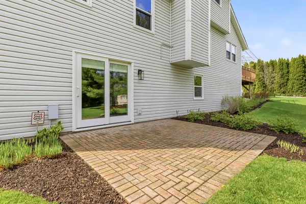 $449,900 | 6990 Skyview Trail, Roscoe, IL 61073