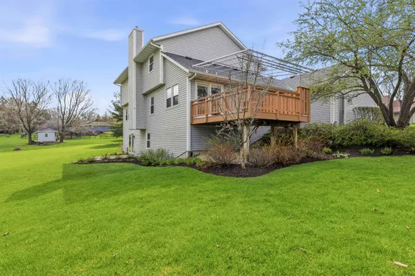 $449,900 | 6990 Skyview Trail, Roscoe, IL 61073