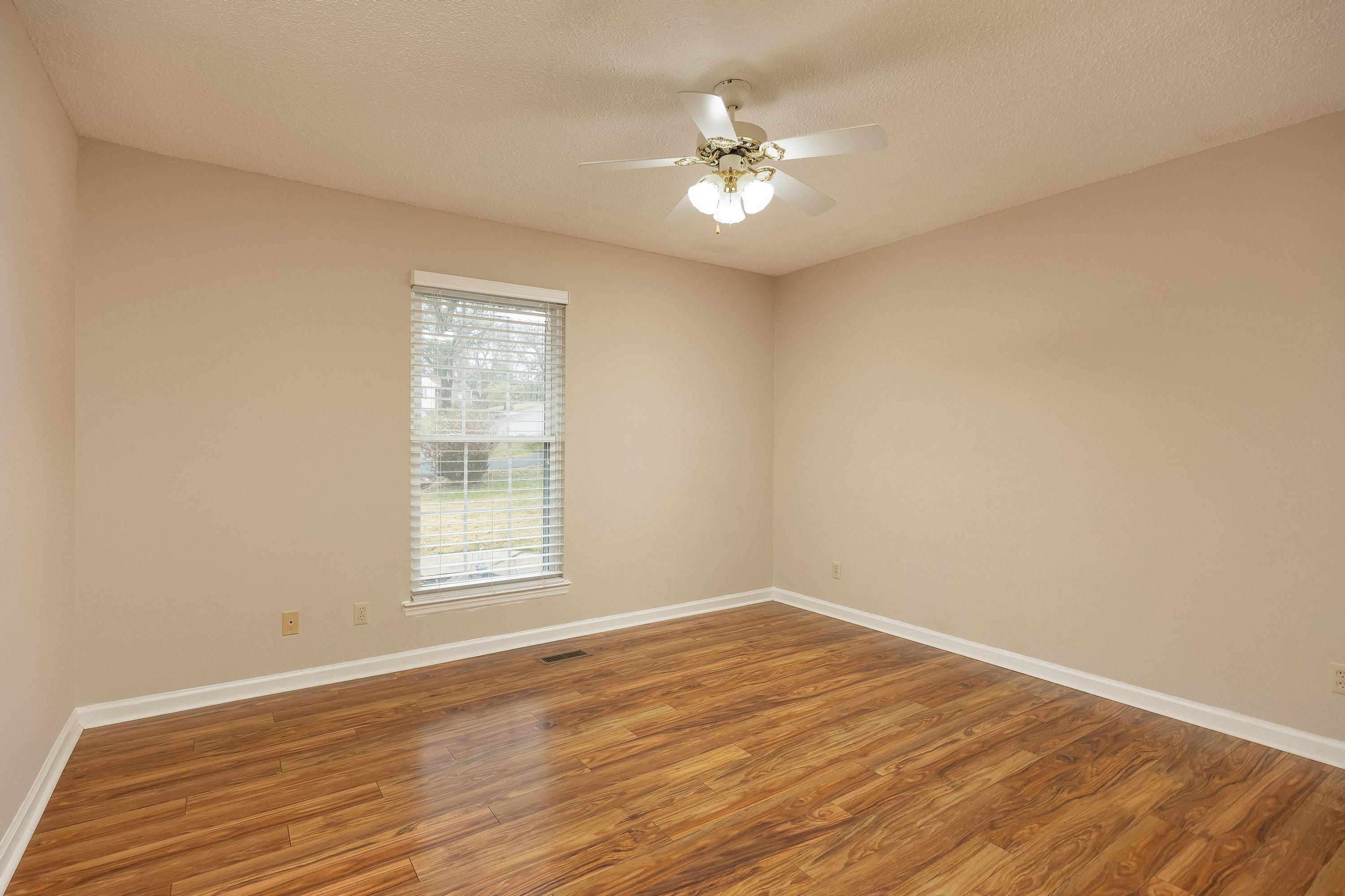 1331 Highland Road Chattanooga, TN 37415 - Photo 22 of 35 Bedroom