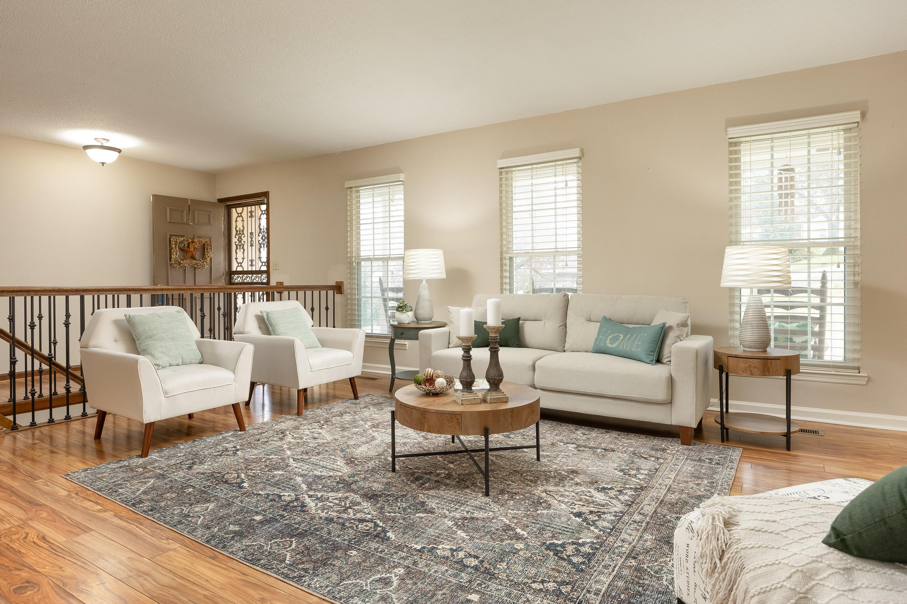 1331 Highland Road Chattanooga, TN 37415 - Photo 8 of 35 Living Room