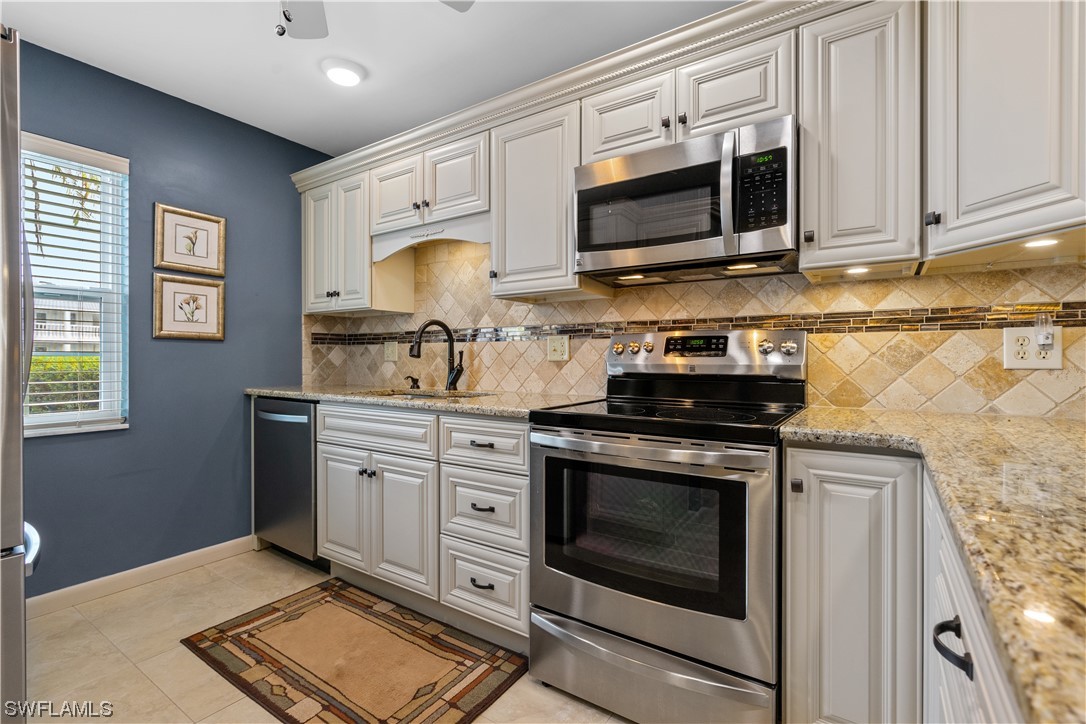1830 Brantley Road, Unit D1 Fort Myers, FL 33907 - Photo 11 of 39 Gallery Image 11