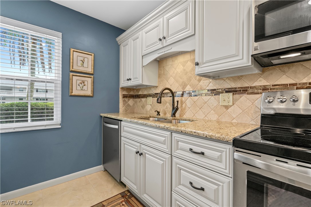 1830 Brantley Road, Unit D1 Fort Myers, FL 33907 - Photo 13 of 39 Gallery Image 13