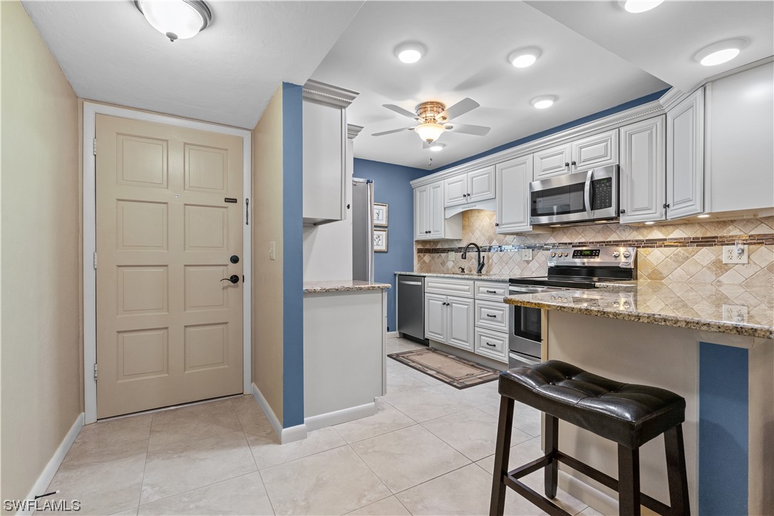 1830 Brantley Road, Unit D1 Fort Myers, FL 33907 - Photo 10 of 39 Gallery Image 10
