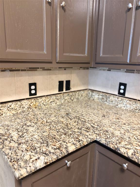 2025 Lyle Avenue Waco, TX 76708 - Photo 9 of 35 GRANITE COUNTERTOPS