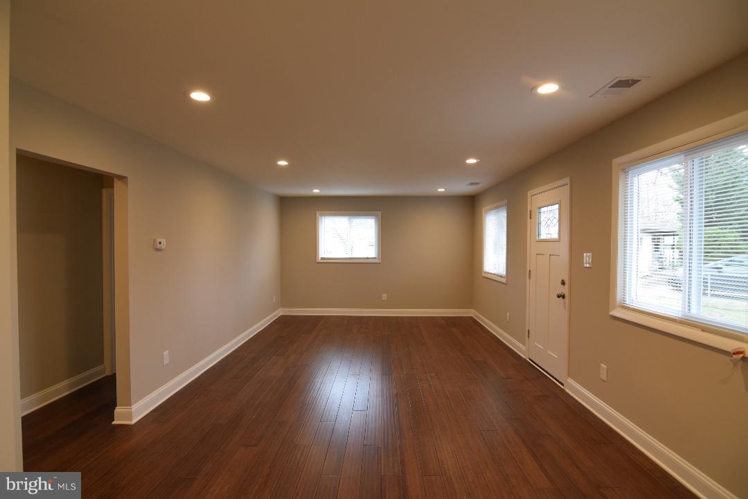 6202 Auth Road Suitland, MD 20746 - Photo 5 of 9 Interior (General)