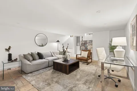 $1,499,995 | 506 Spruce Street, Philadelphia, PA 19106