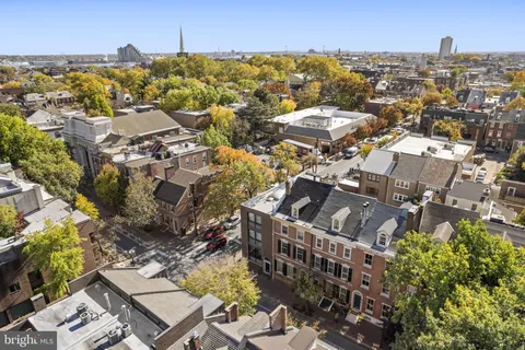 $1,499,995 | 506 Spruce Street, Philadelphia, PA 19106