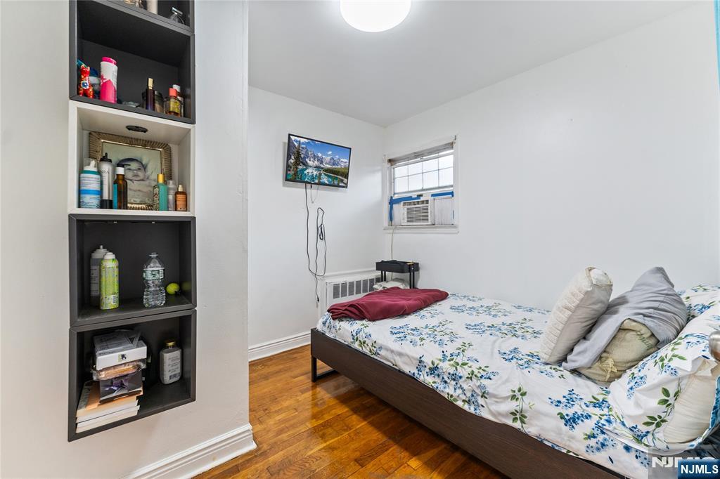 90 Byrne Street Hackensack, NJ 07601 - Photo 12 of 25 Gallery Image 12