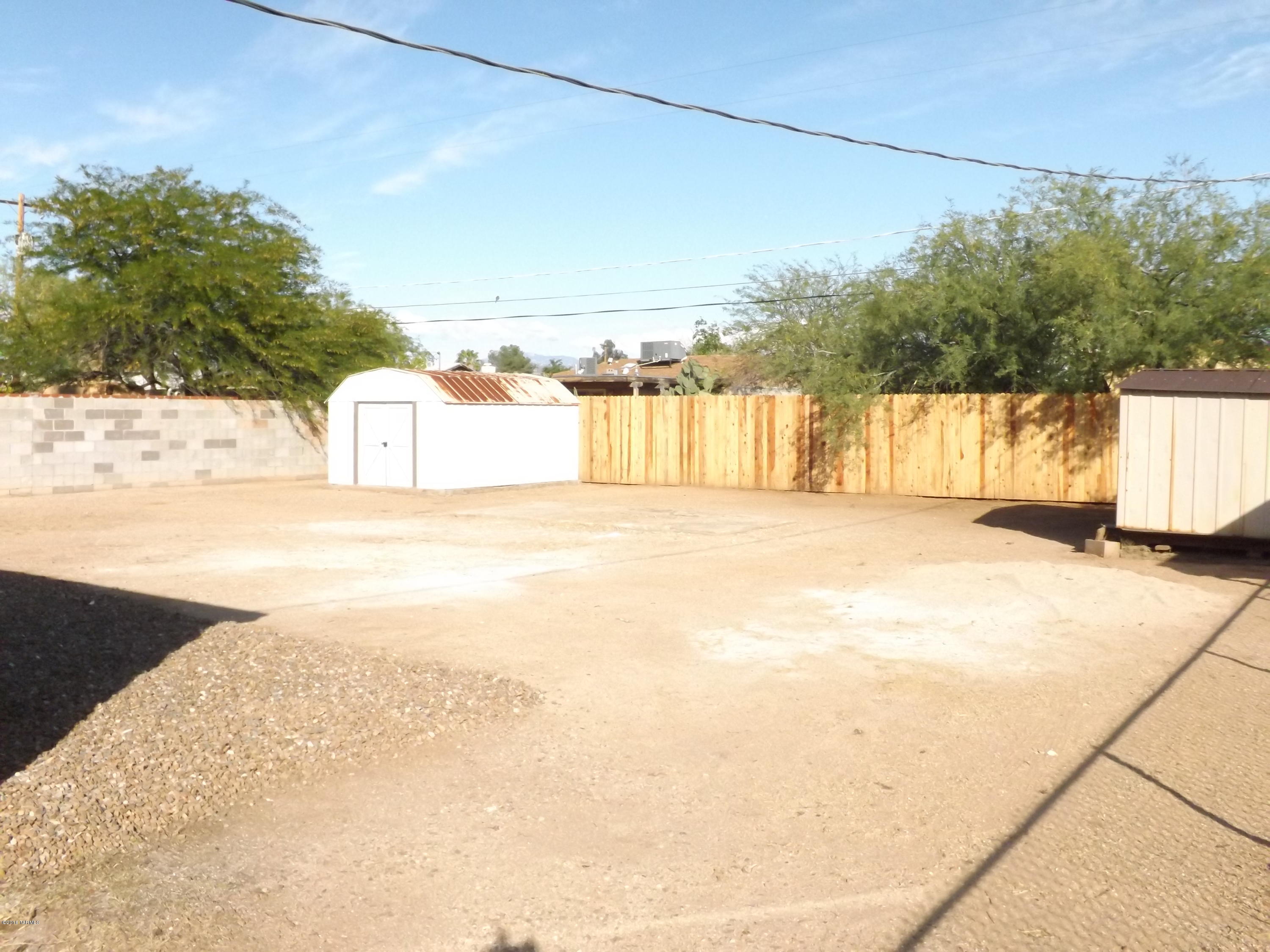 2235 South Miramonte Stravenue Tucson, AZ 85713 - Photo 33 of 34