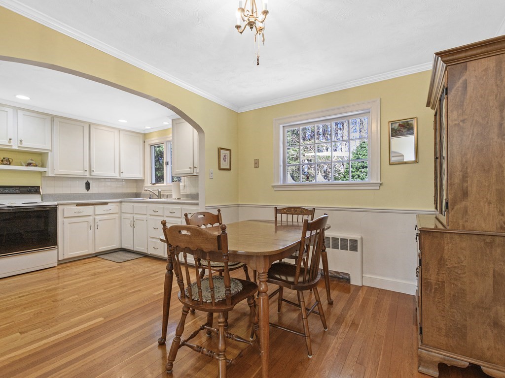 8 Hayward Road Wayland, MA 01778 - Photo 6 of 40 Gallery Image 6