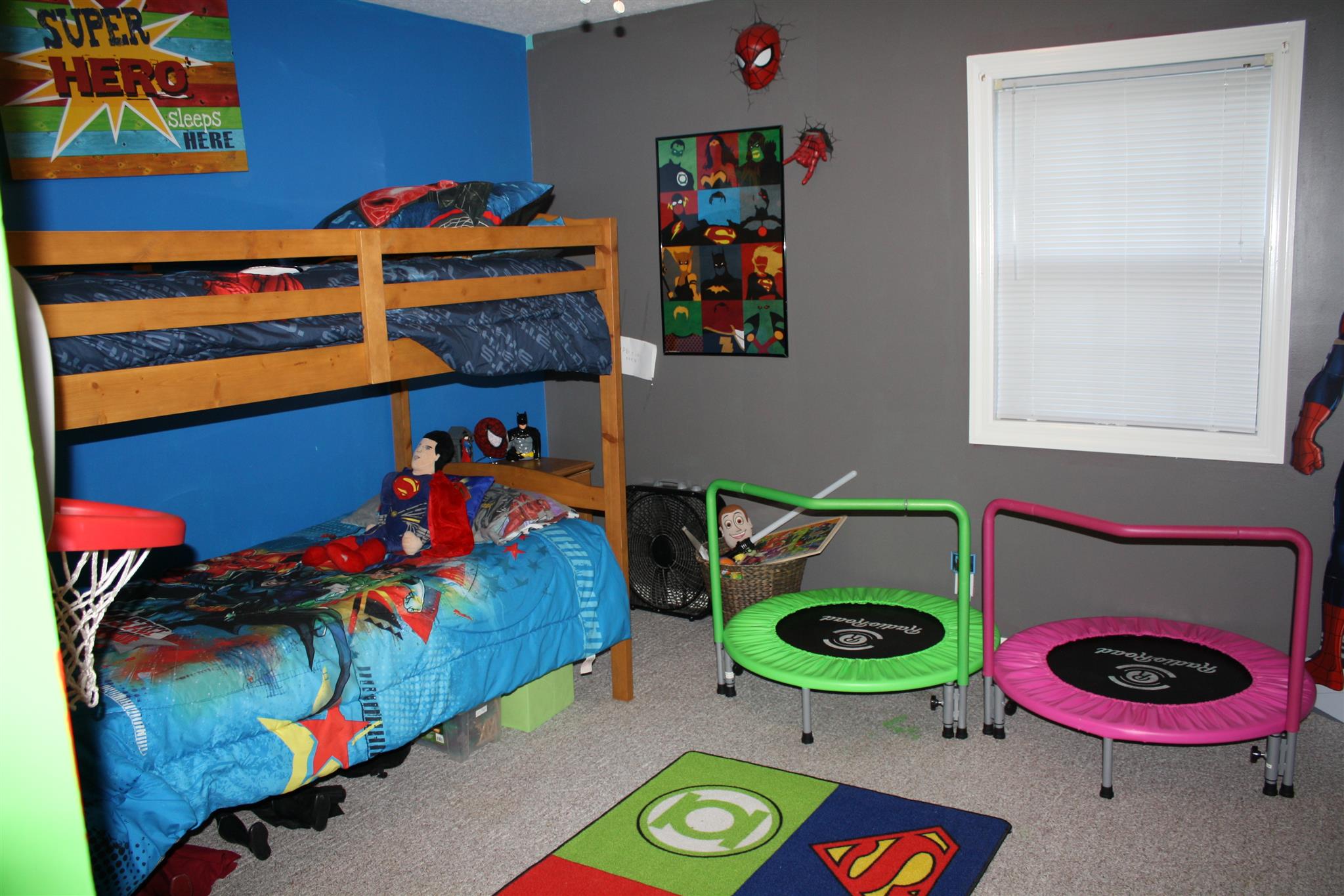 245 South Leath Road Portland, TN 37148 - Photo 9 of 19 a room with toys and a small wooden floor