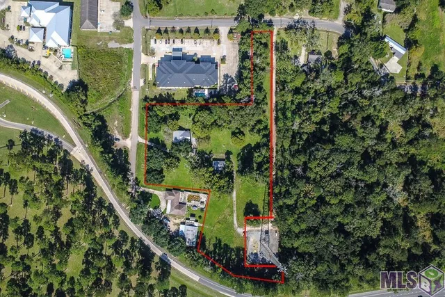 $950,000 | 27850 Old South Walker Road, Walker, LA 70785