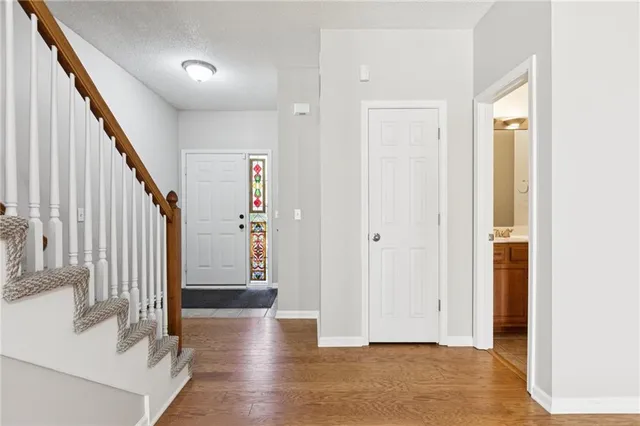 $305,900 | 22707 West 73rd Street, Shawnee, KS 66227