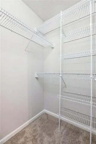 $305,900 | 22707 West 73rd Street, Shawnee, KS 66227