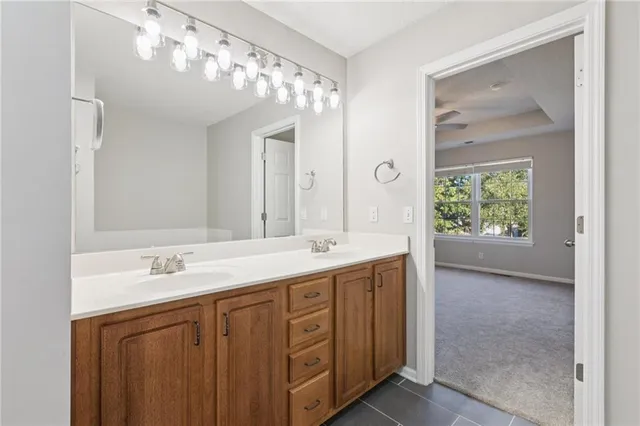 $305,900 | 22707 West 73rd Street, Shawnee, KS 66227