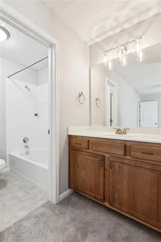 $305,900 | 22707 West 73rd Street, Shawnee, KS 66227