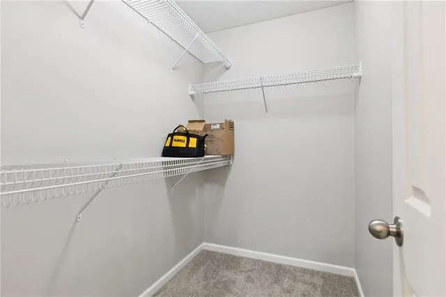 $305,900 | 22707 West 73rd Street, Shawnee, KS 66227