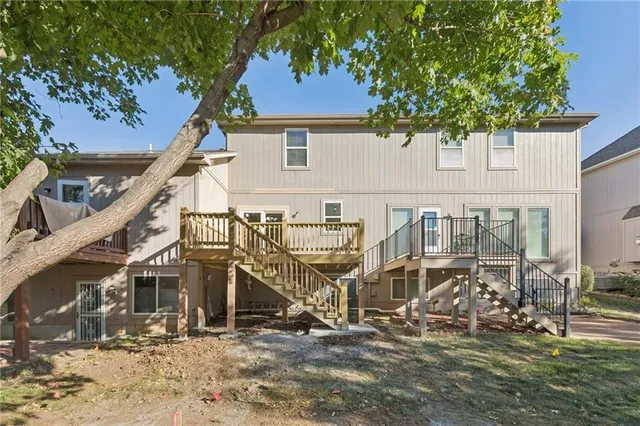 $305,900 | 22707 West 73rd Street, Shawnee, KS 66227