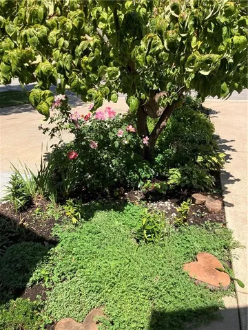 $305,900 | 22707 West 73rd Street, Shawnee, KS 66227