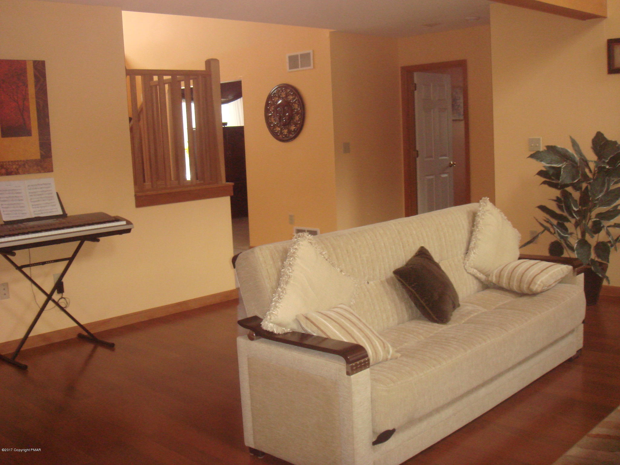 605 Gandolf Road Tamiment, PA 18371 - Photo 6 of 35 Family Room View 2
