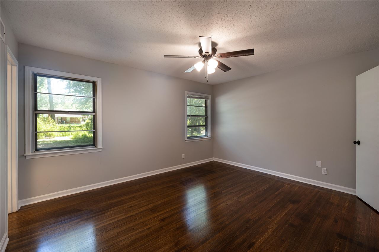 1391 Old Hickory Road Memphis, TN 38116 - Photo 13 of 20 Gallery Image 13
