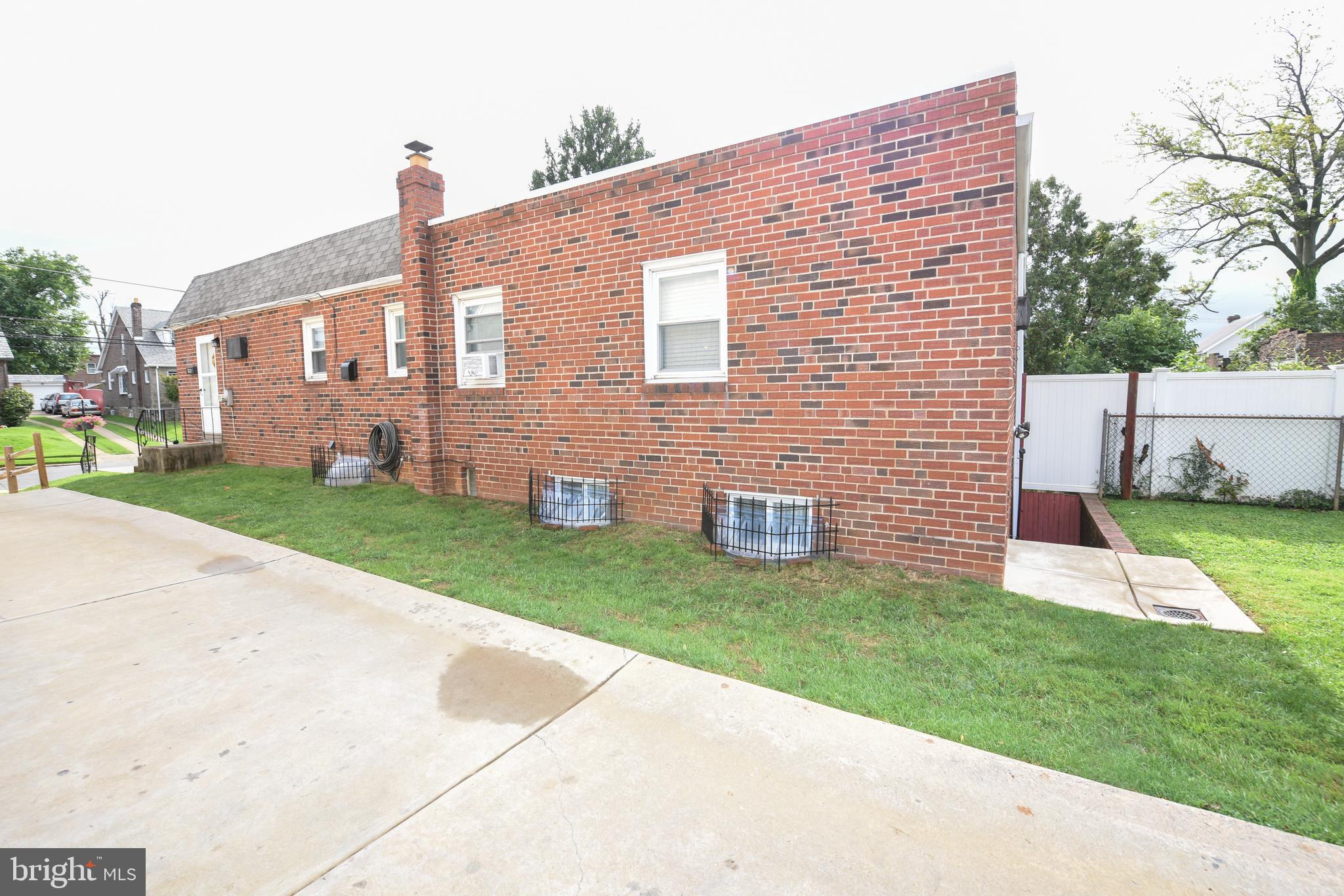 1830 Ripley Street Philadelphia, PA 19111 - Photo 4 of 23 Gallery Image 4
