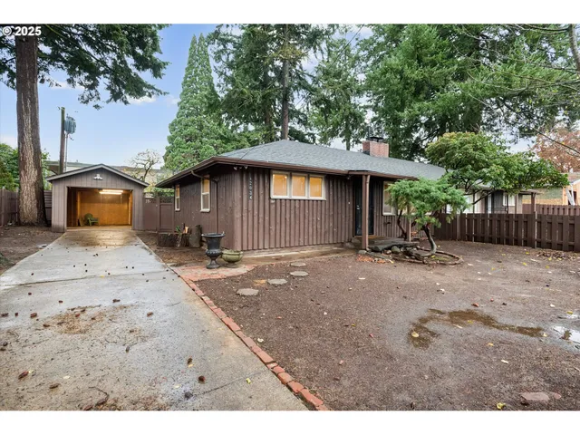 $525,000 | 12030 Northeast Holladay Street, Portland, OR 97230