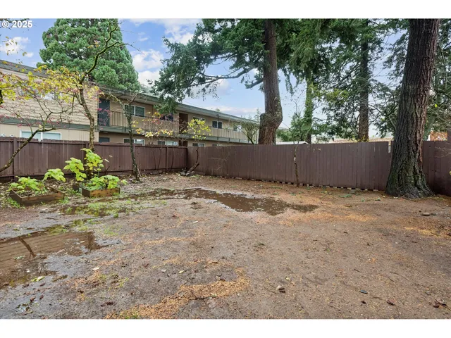 $525,000 | 12030 Northeast Holladay Street, Portland, OR 97230