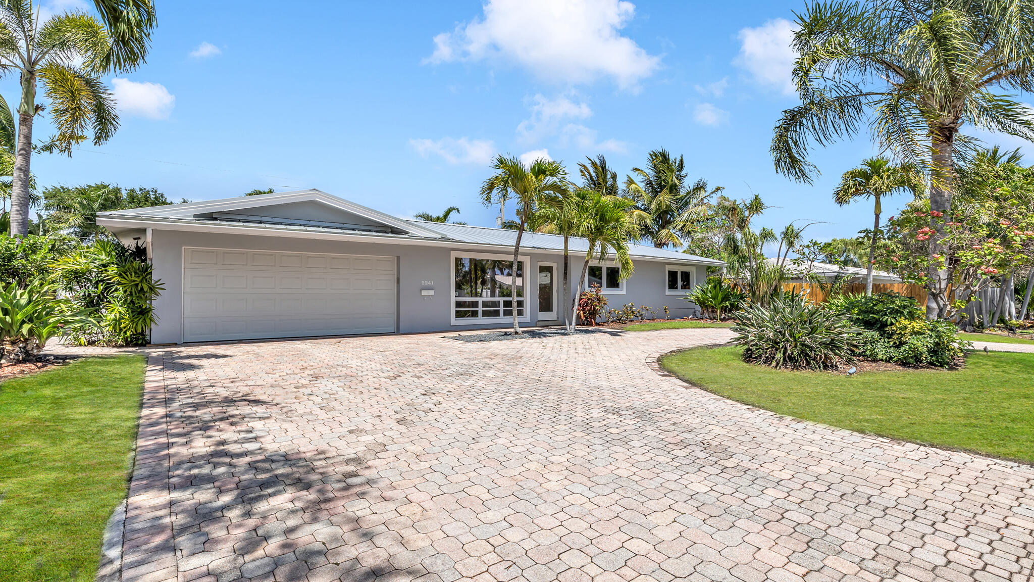 2241 Northeast 33rd Street Lighthouse Point, FL 33064 - Photo 6 of 33 KA-6