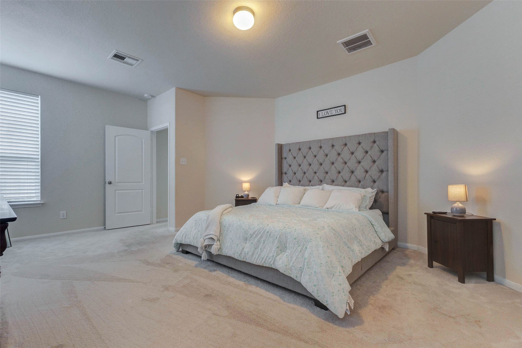 20623 Footstep Path Katy, TX 77449 - Photo 10 of 23 Primary suite featuring a generously sized bedroom