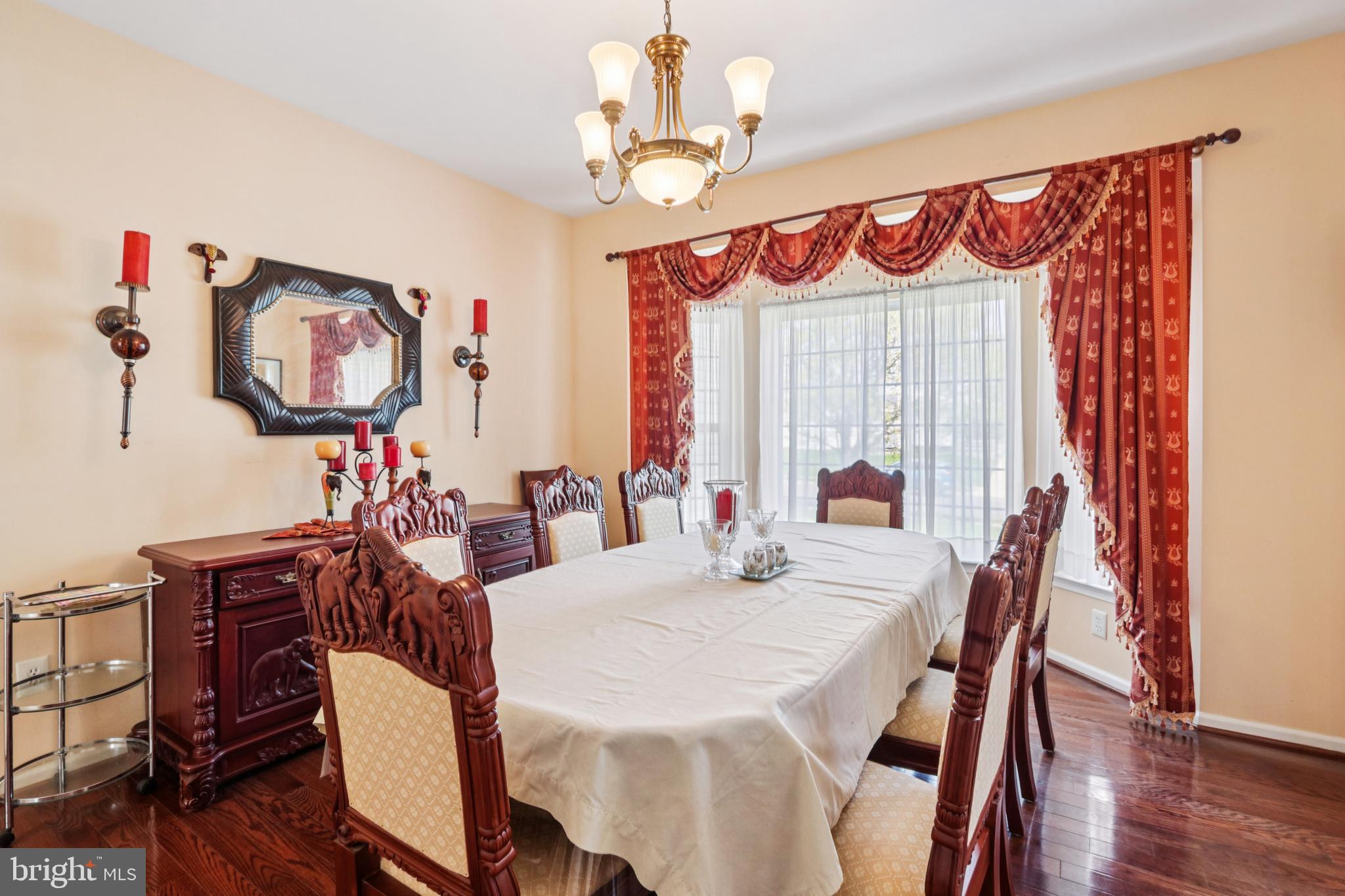 104 Ryans Run Sicklerville, NJ 08081 - Photo 11 of 94 a view of a dining room with furniture and wooden floor