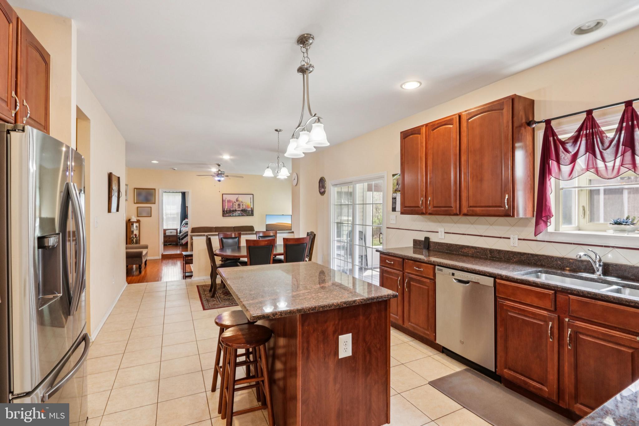 104 Ryans Run Sicklerville, NJ 08081 - Photo 22 of 94