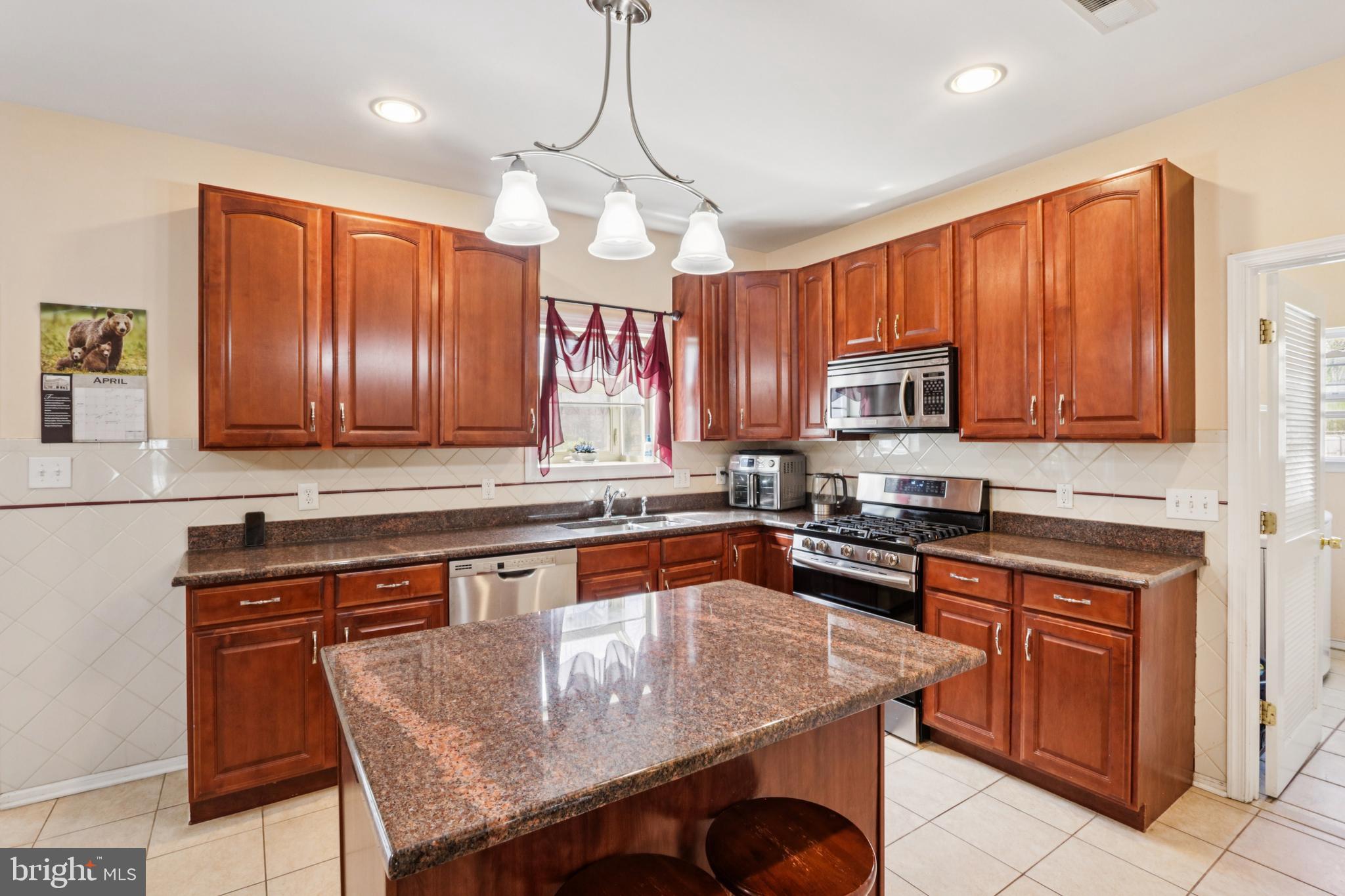 104 Ryans Run Sicklerville, NJ 08081 - Photo 24 of 94