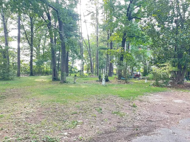 $750,000 | 25-35 Jack Exum Lane, Jackson, TN 38305