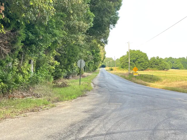 $750,000 | 25-35 Jack Exum Lane, Jackson, TN 38305