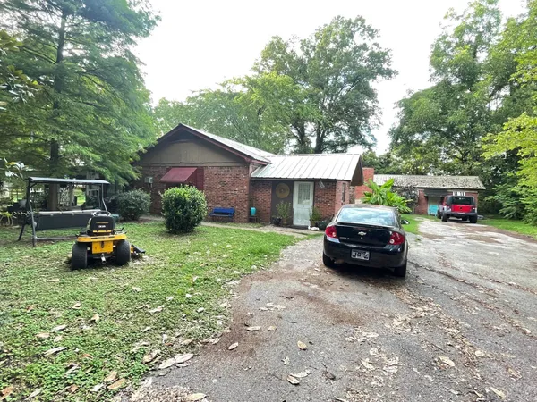 $1,000,000 | 25-35 Jack Exum Lane, Jackson, TN 38305