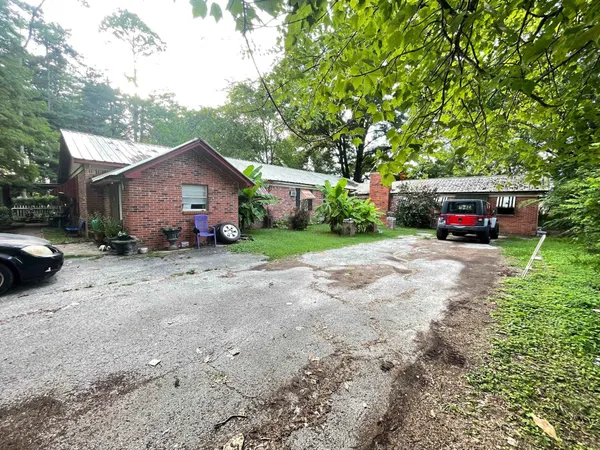 $1,000,000 | 25-35 Jack Exum Lane, Jackson, TN 38305