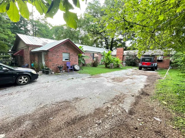 $750,000 | 25-35 Jack Exum Lane, Jackson, TN 38305