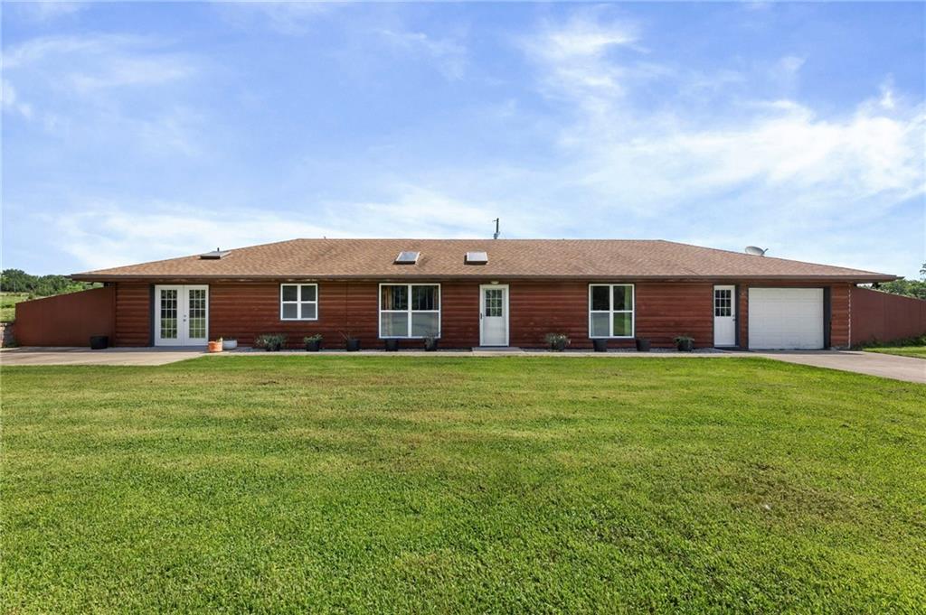 33155 Block Road Paola, KS 66071 - Photo 4 of 51