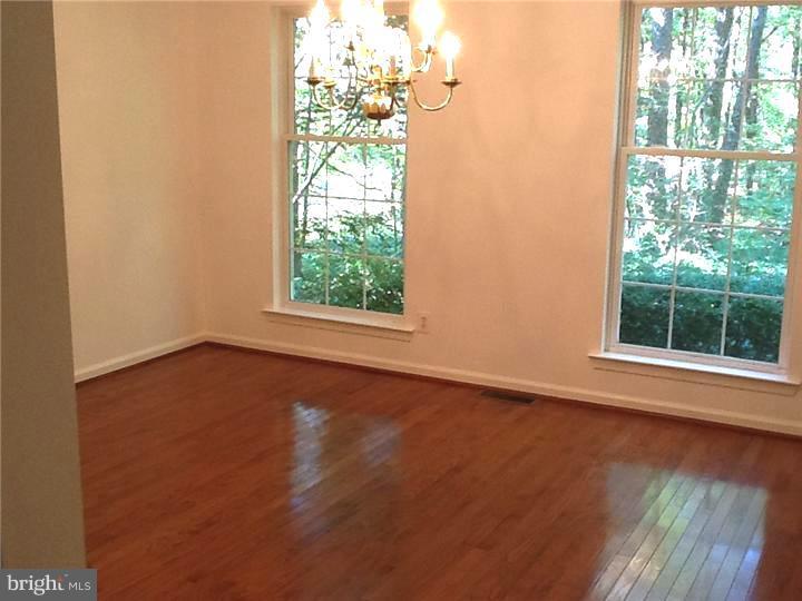 252 Cedarbrook Road Sicklerville, NJ 08081 - Photo 3 of 16