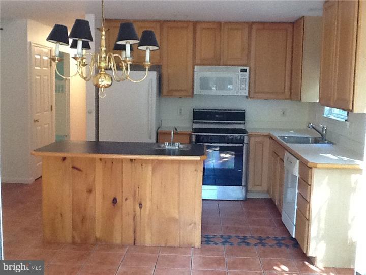 252 Cedarbrook Road Sicklerville, NJ 08081 - Photo 5 of 16