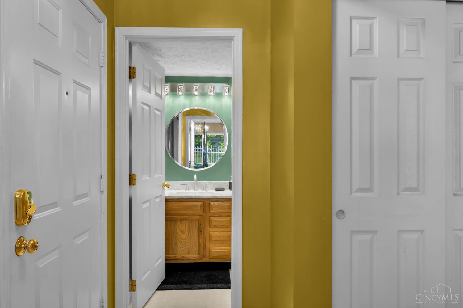 3543 Jessup Road, Unit 2B Cincinnati, OH 45239 - Photo 20 of 31 Interior entry and hallway view leading into bath and living spaces