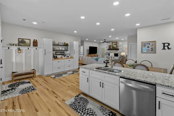 $379,900 | 1032 Patriot Landing Drive, Dandridge, TN 37725