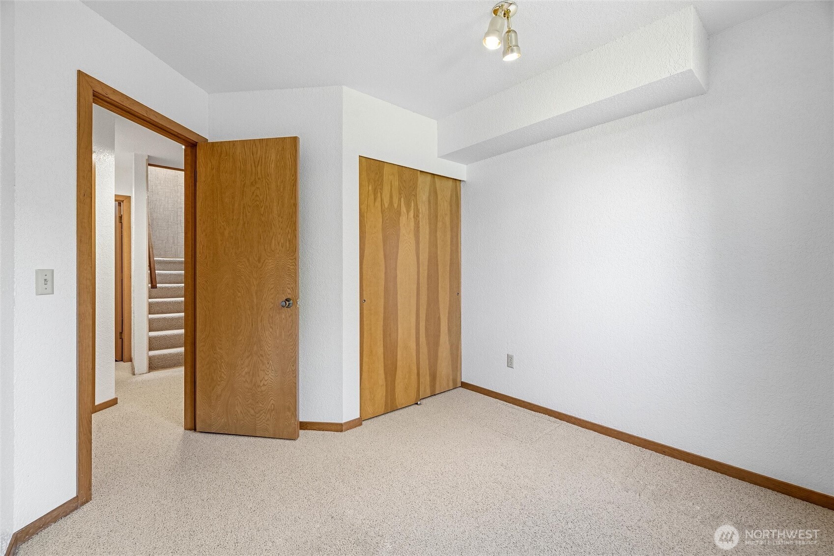 601 Clark Road Bellingham, WA 98225 - Photo 25 of 38 an empty room with closet area