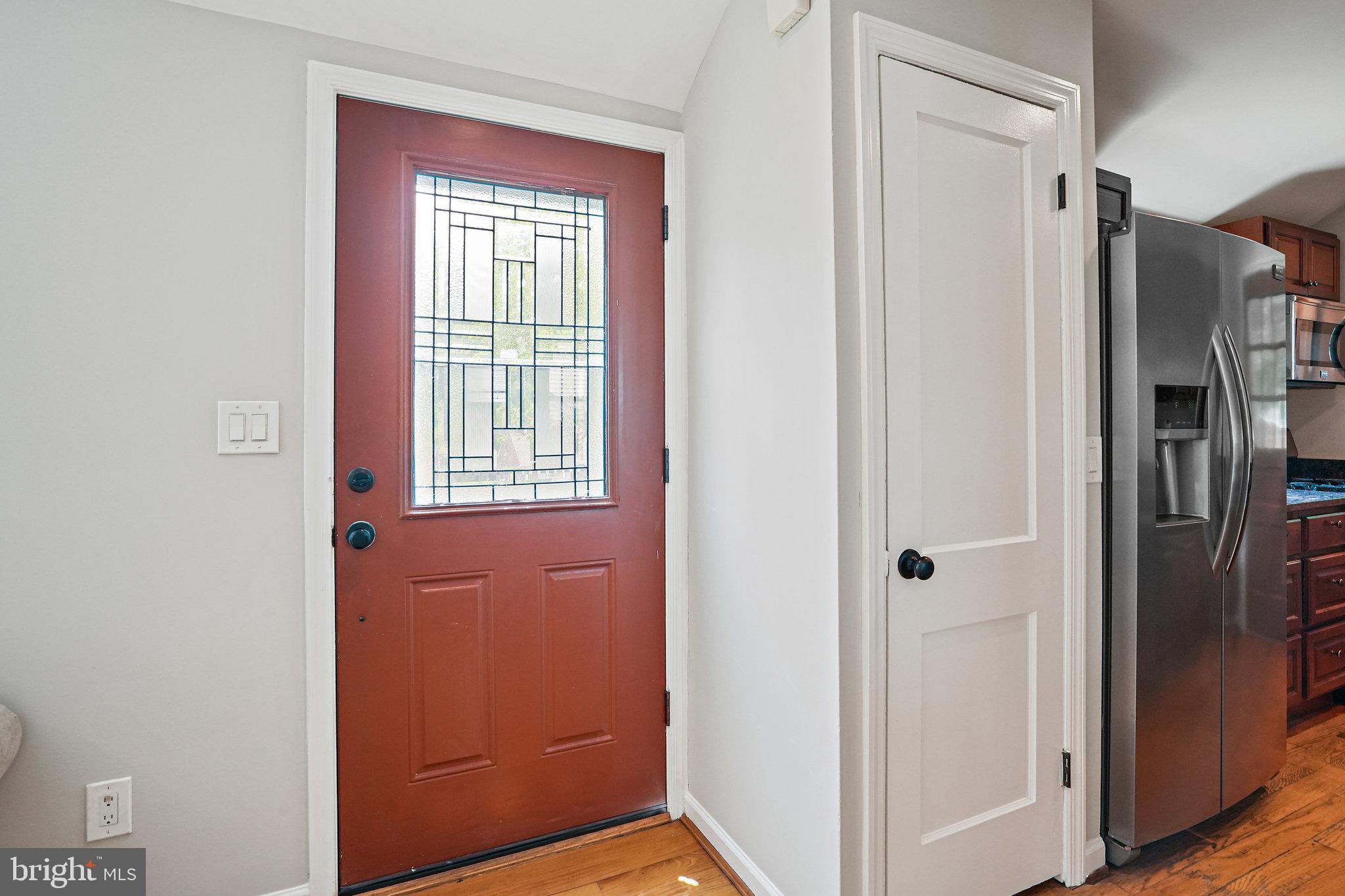 2611 Weisman Road Silver Spring, MD 20902 - Photo 6 of 30
